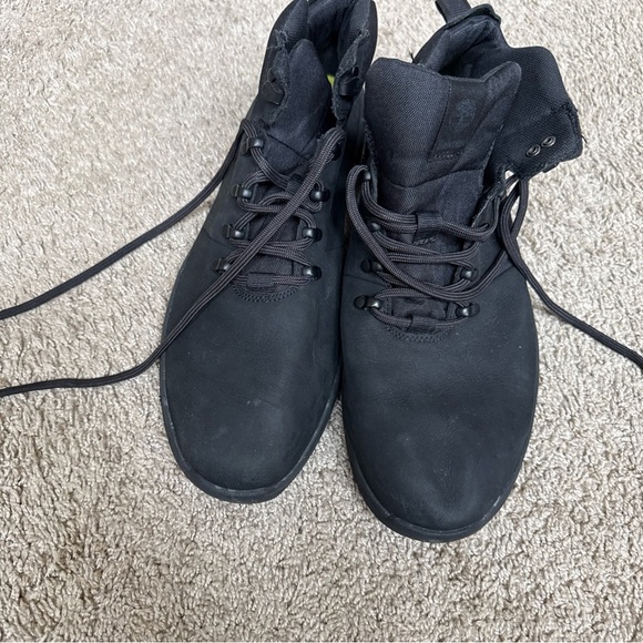 Timberland Men's Black Boots - Picture 1 of 5